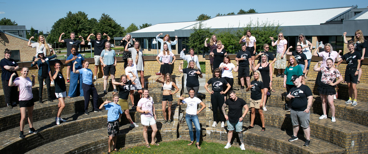 Foto fra Boss Ladies' introcamp på erhvervsskolen Herningsholm, 2020. Fotoet må bruges ifm. omtale af Boss Ladies og bevillingen: Download pressefoto i høj opløsning her.